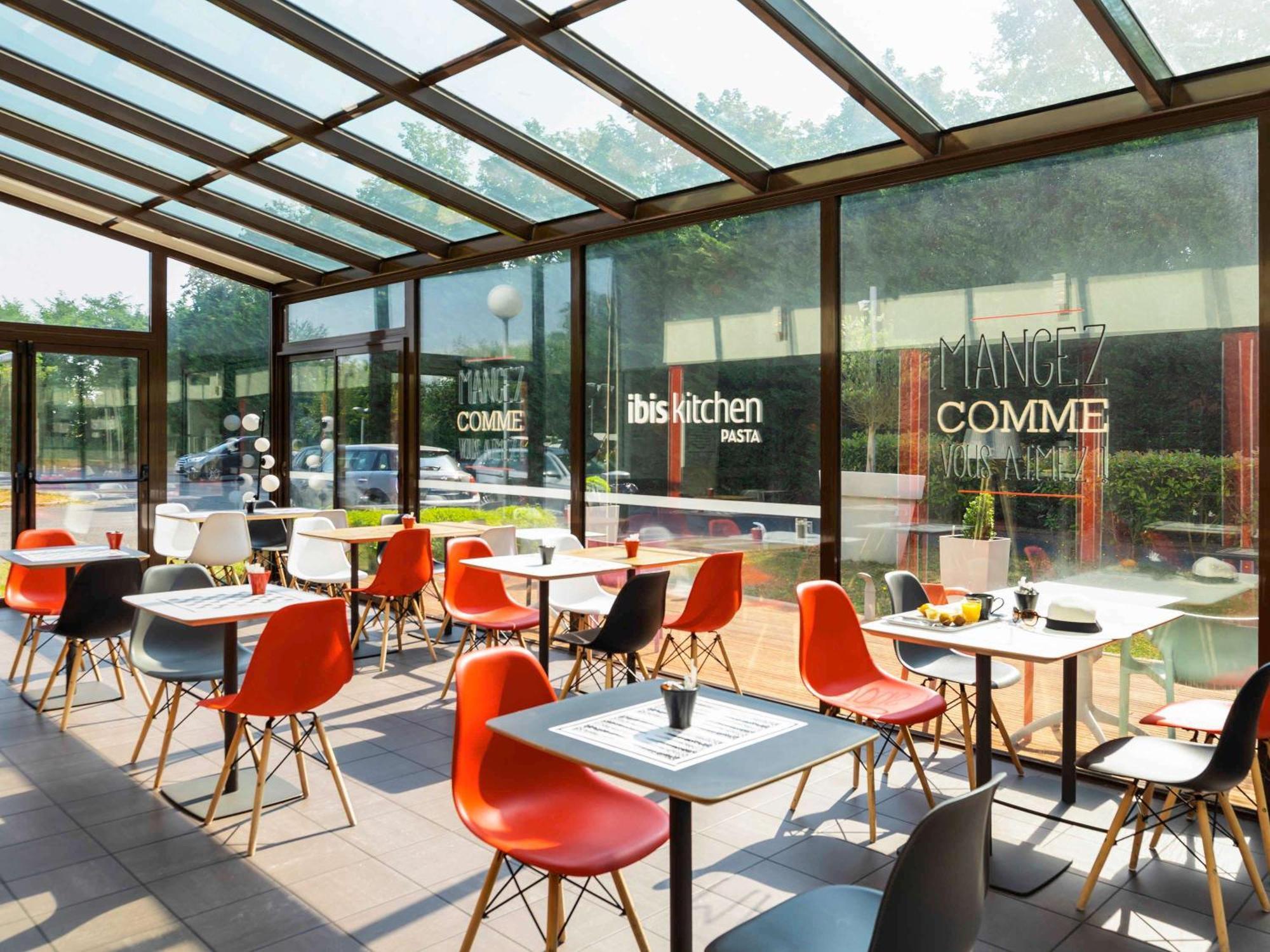 Ibis Paris Marne La Vallee Émerainville Exterior foto